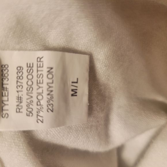 Ivory Dreamers split hem tunic sweater - Picture 7 of 7